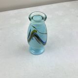 Petit vase en verre coloré