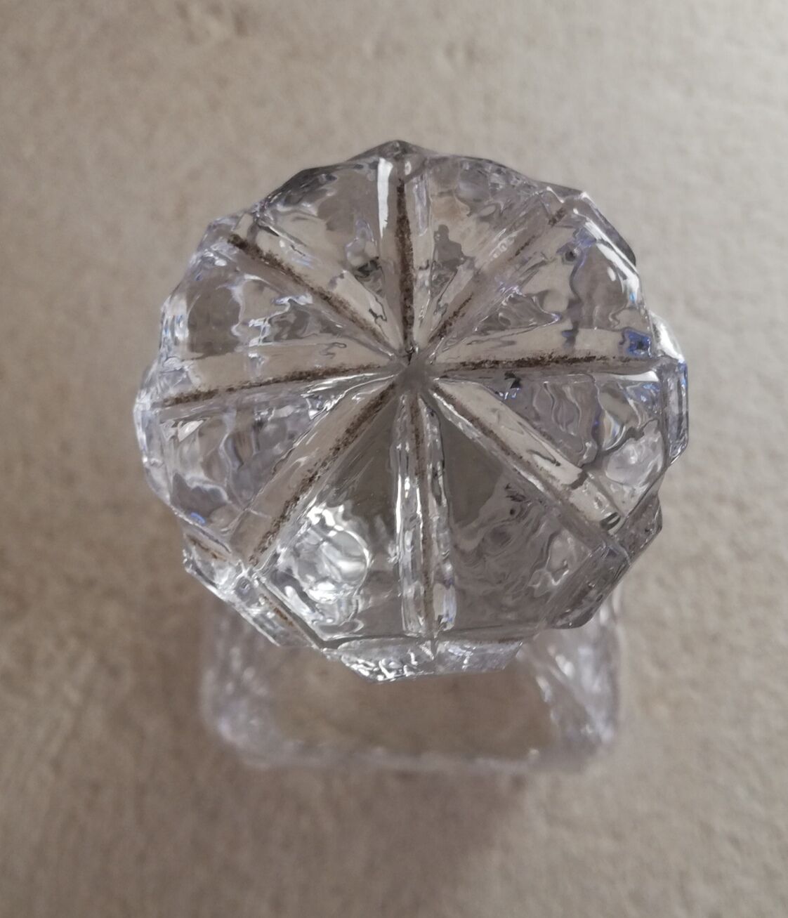 Glass whisky decanter