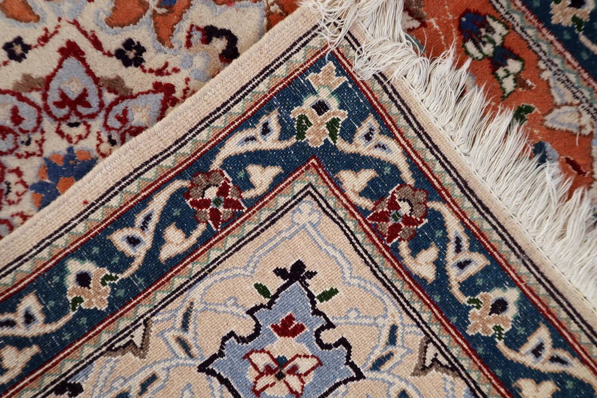 Vintage 1950s Persian Tabriz rug with silk highlights 84cm x 127cm