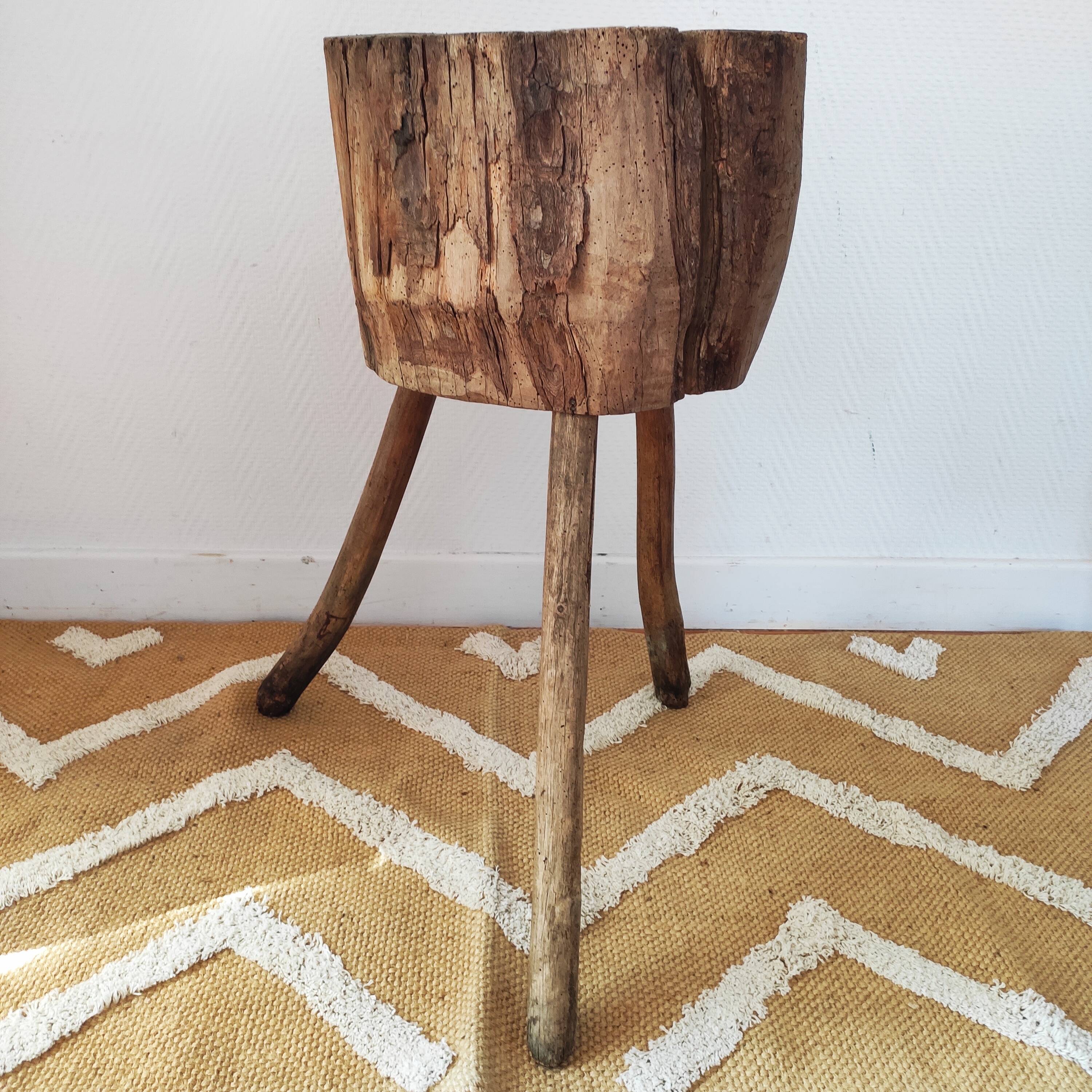 Brutalist side table - Former solid wood farm block