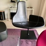 Fjord Moroso armchair with its pouf, design Patricia Urquiola 2002, steel and smooth black leather