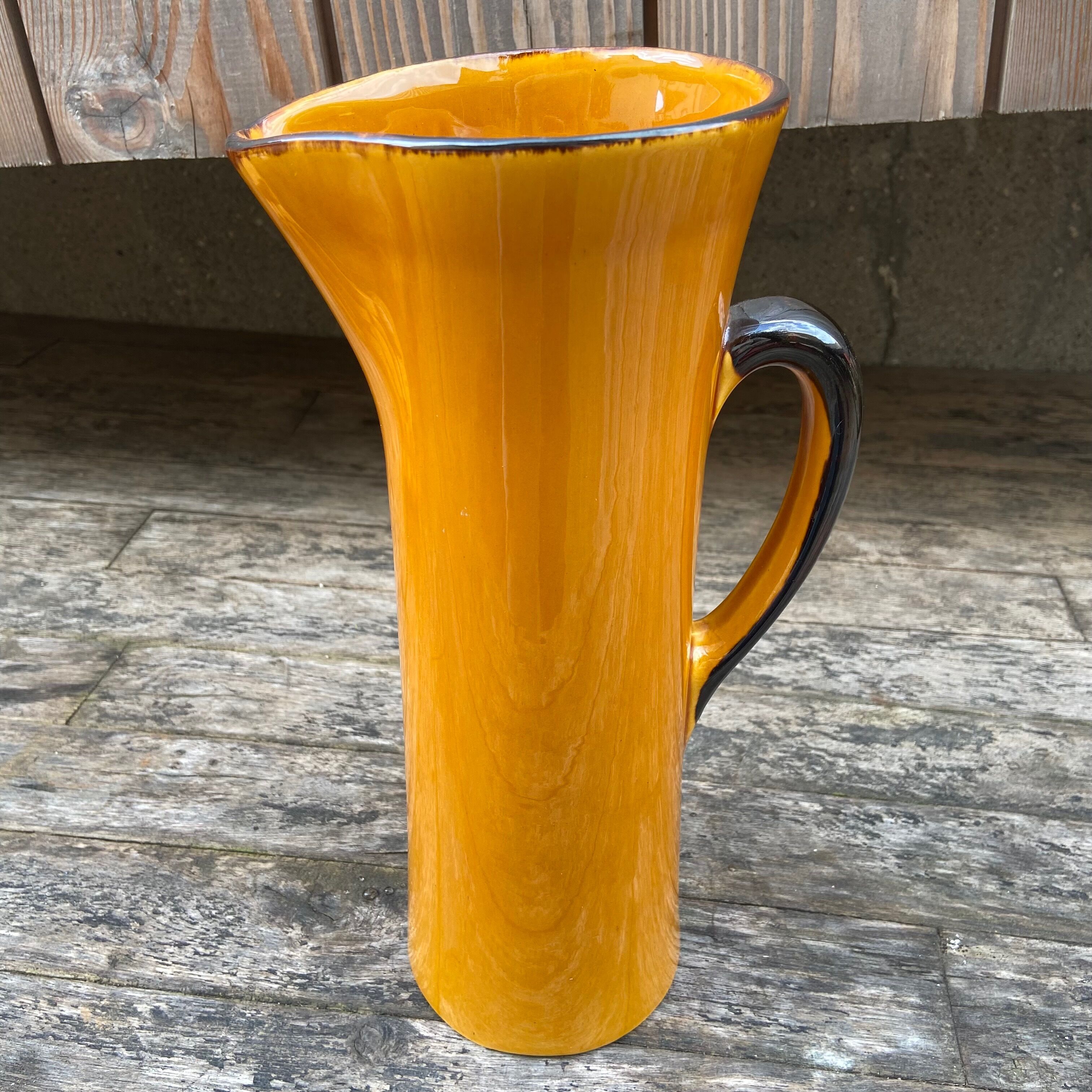 Ceramic orangeade service