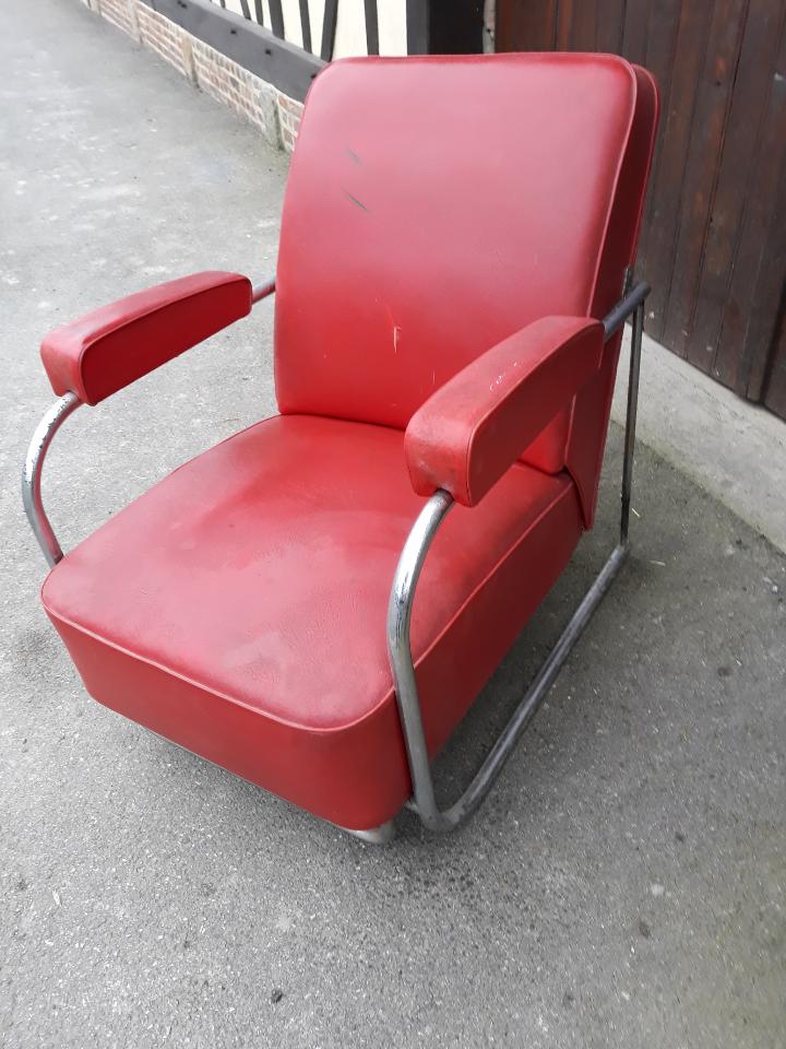 Rare armchair Roneo
