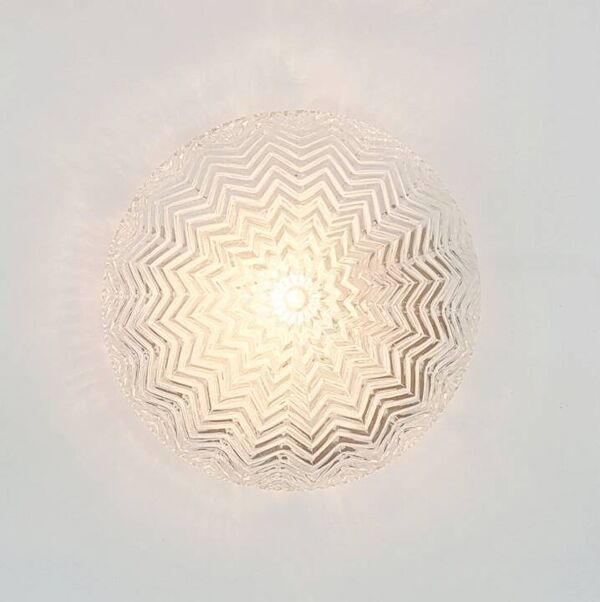 Paire de lampes de plafond géométriques en verre de Limburg, Allemagne, années 1970.