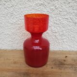 Diabolo vase in red glass