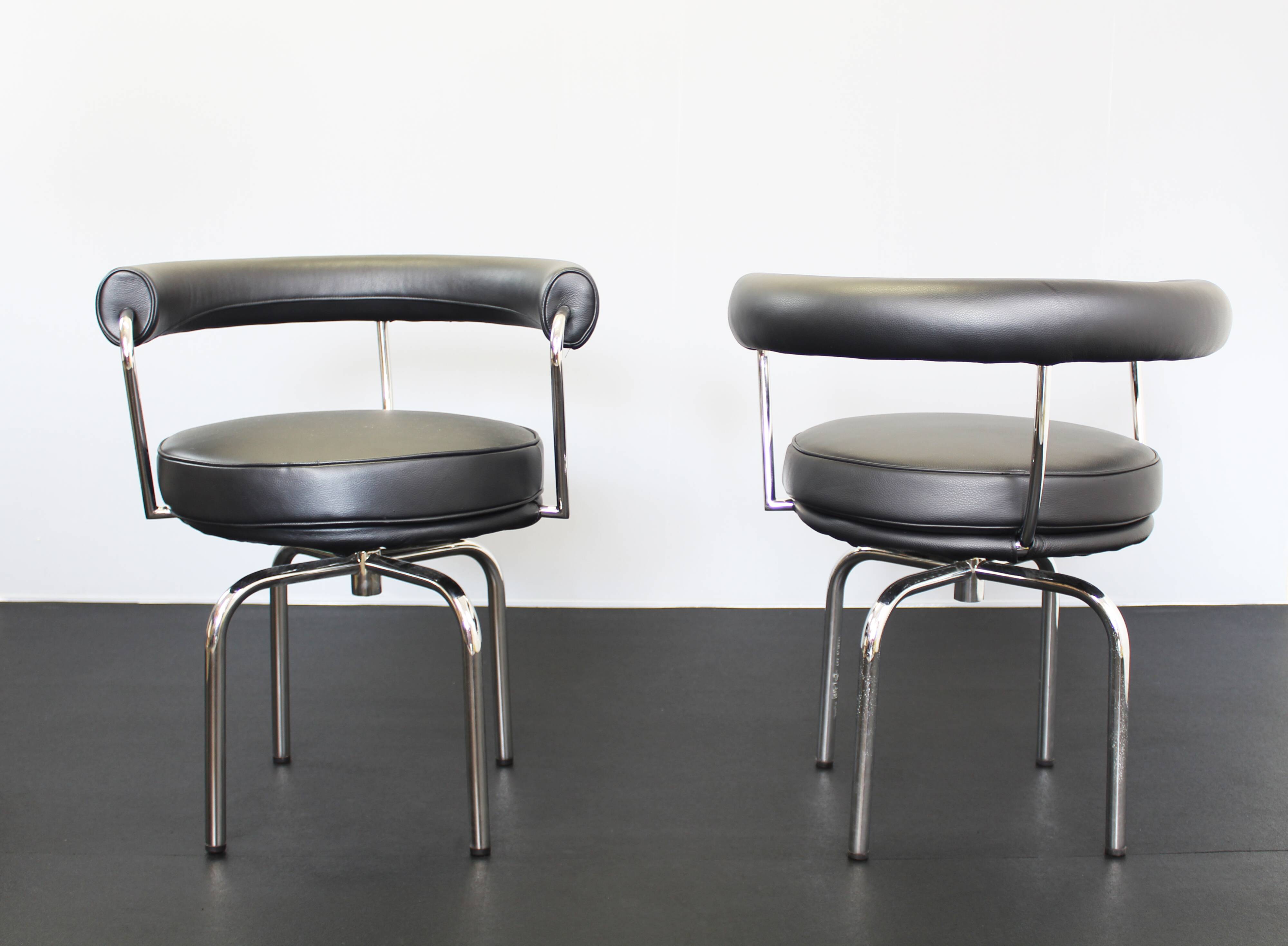 Set of 2 Lc7 Le Corbusier Cassina Charlotte Perriand