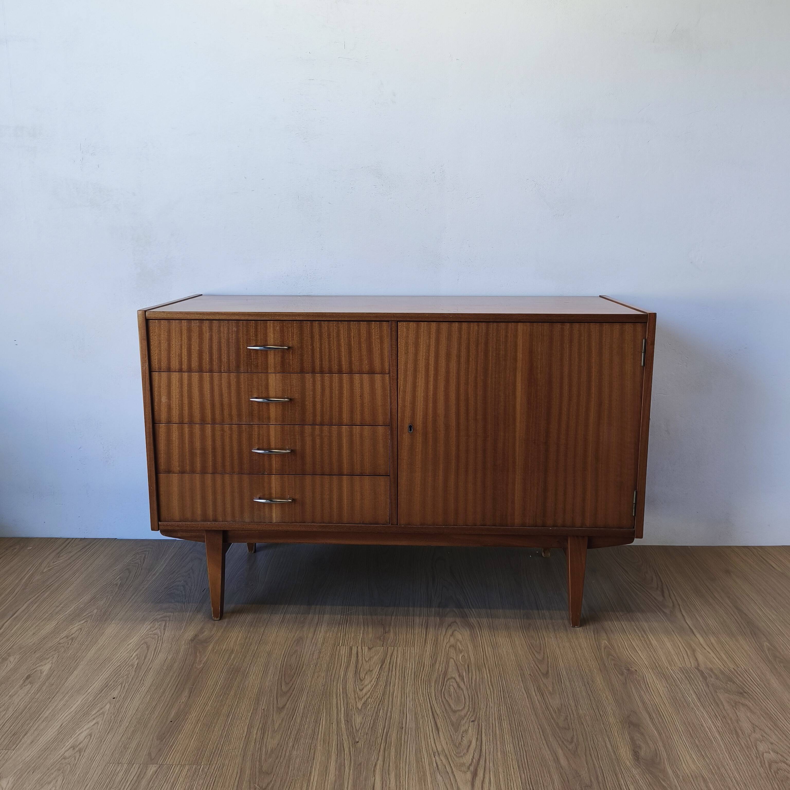 Modernist sideboard of the 1970.