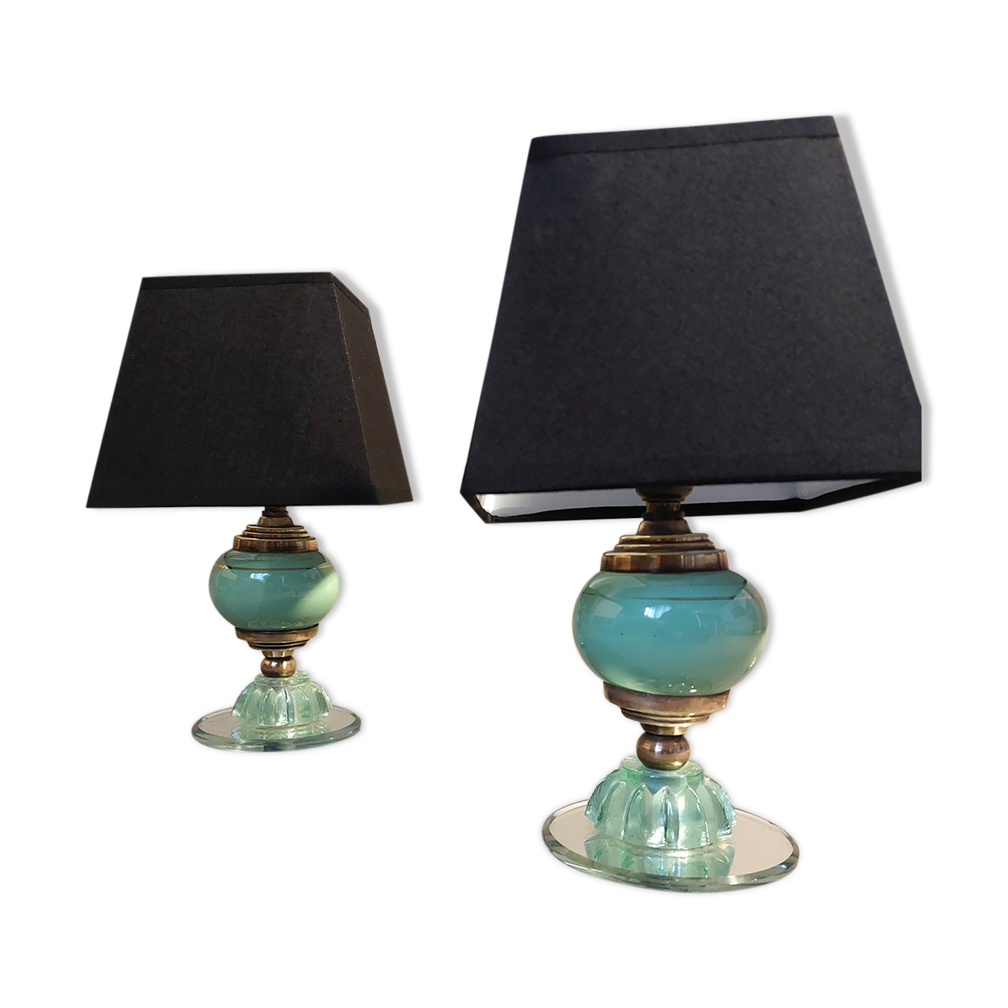 Pair of green opaline bedside lamps, venice glass and gilded brass Italy 1940.