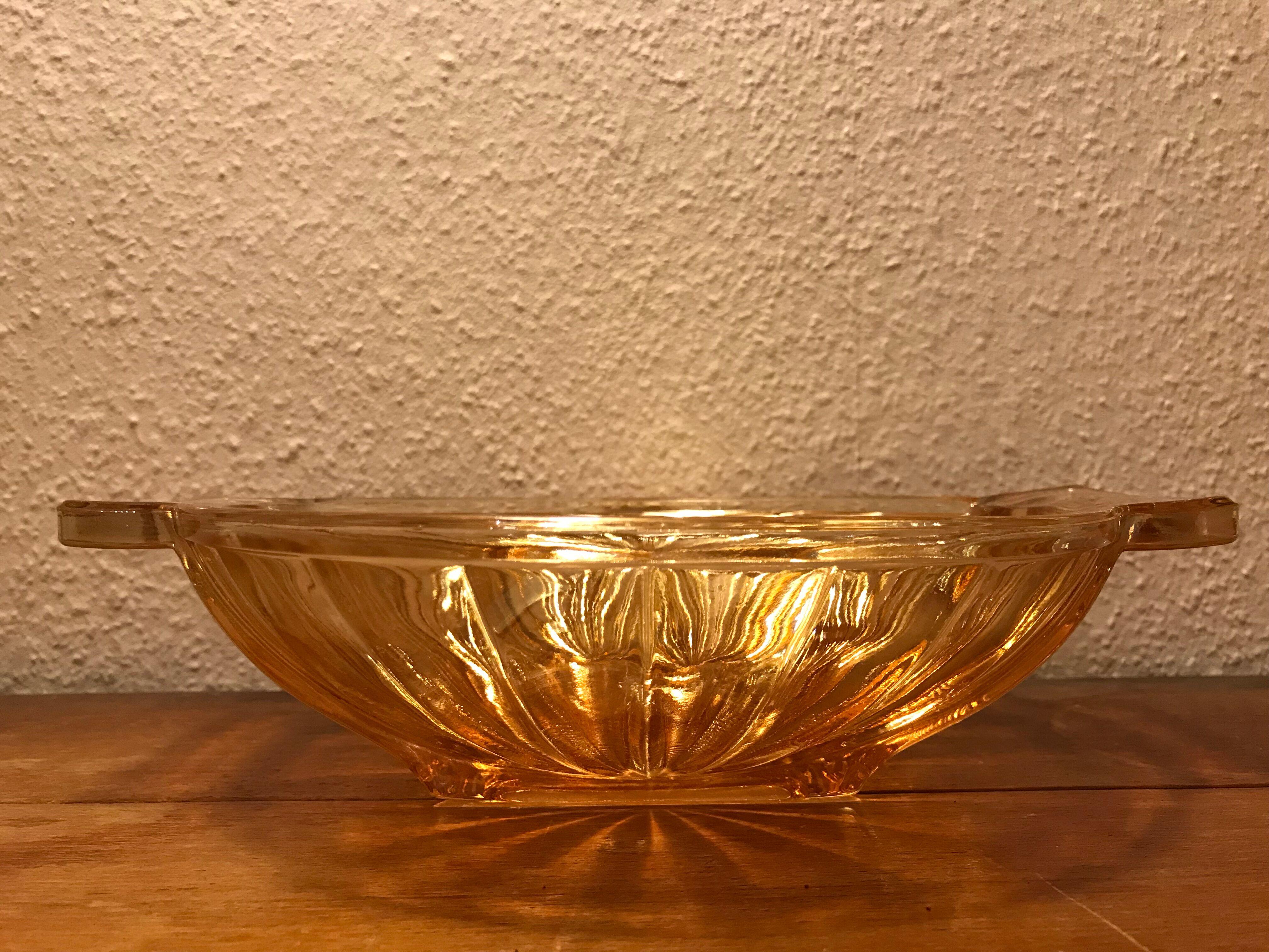 Flat vintage art deco