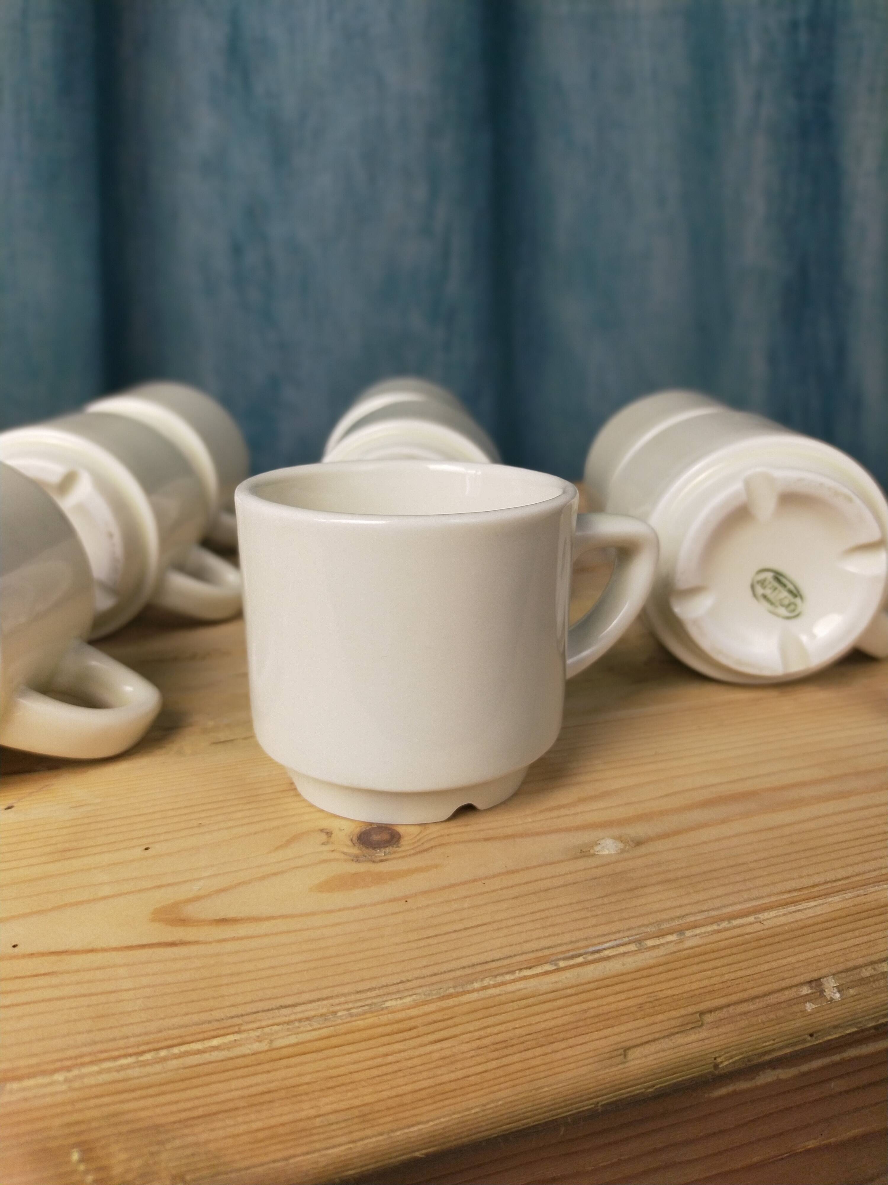 8 Apilco white bistro coffee cups