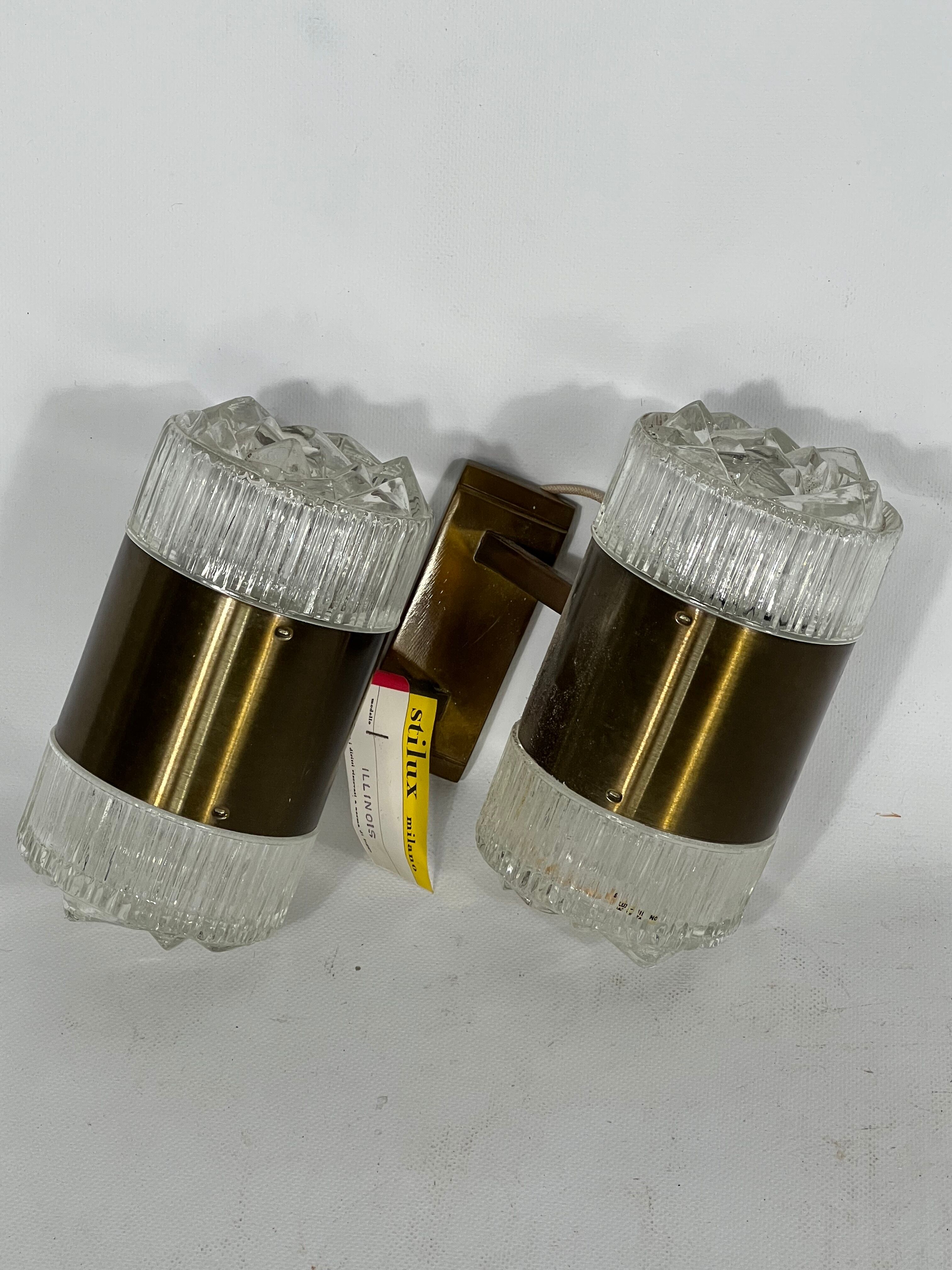 Stilux Milano, single large sconce model Illinois. Italy 1960s