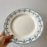 plat rond en Terre de Fer bleu U&C Digoin Sarreguemines modèle Les Ternes fin XIXème