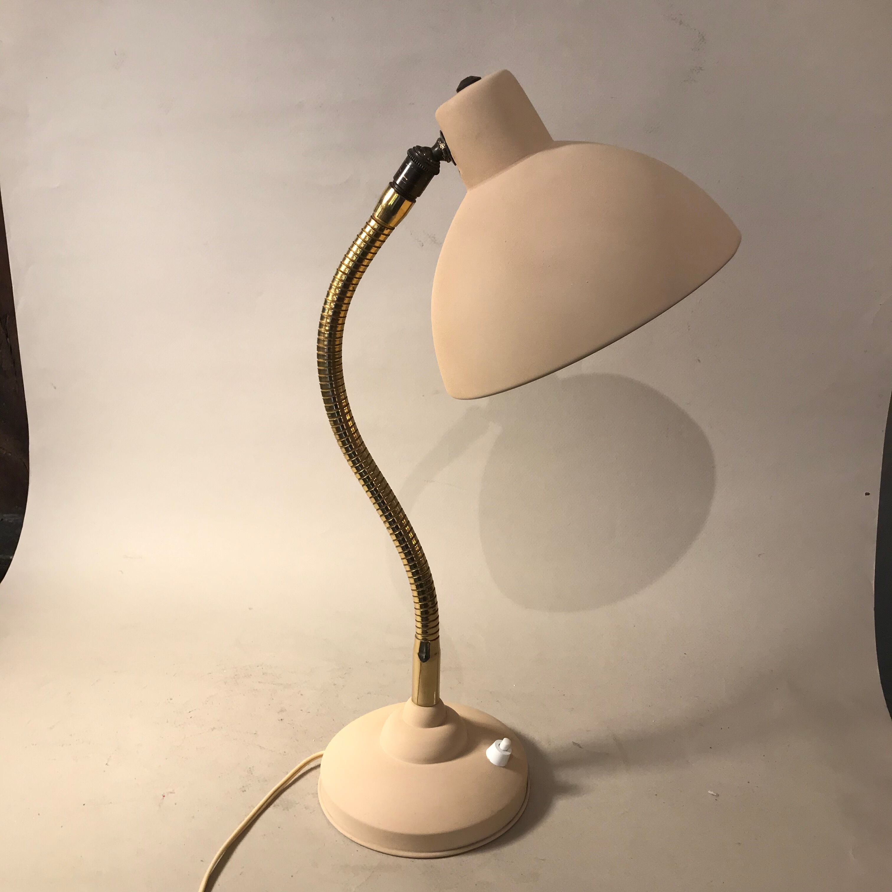 Vintage 60s beige and flexible gold desk lamp 45 cm