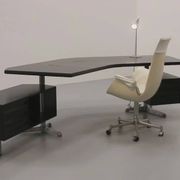 Osvaldo Borsani for Tecno ‘T96’ executive corner desk in black lacquered wood