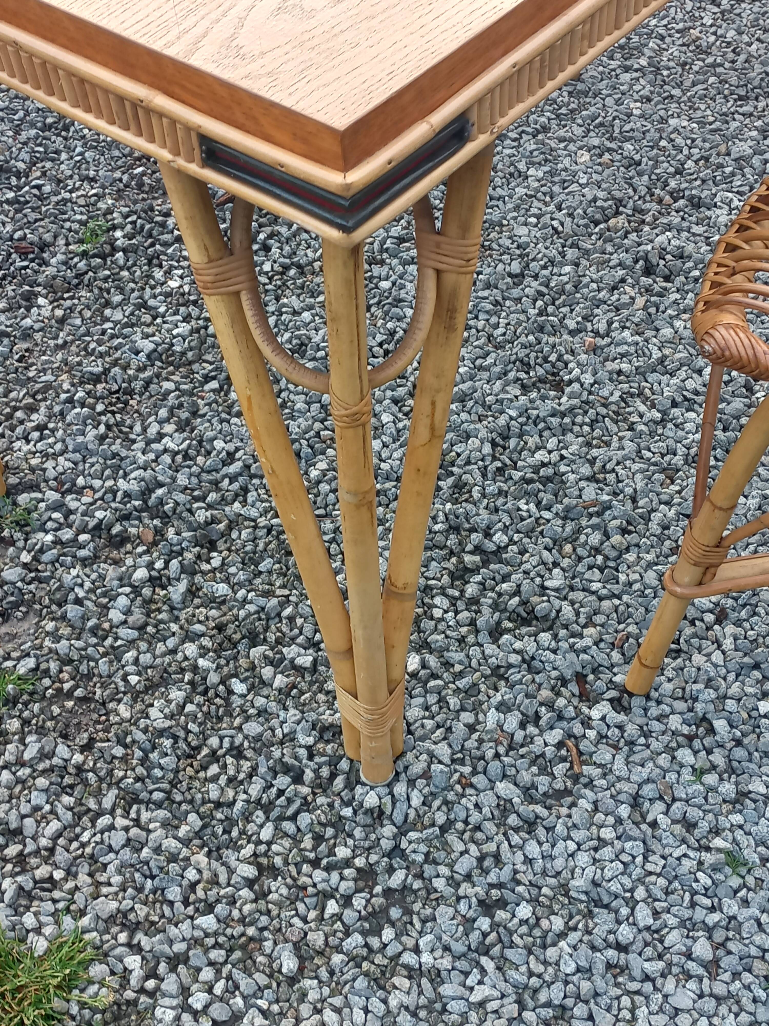 1 Table 1 fauteuil 3 chaises en bambou et rotin attribués à Audoux et Minet