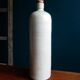 Bouteille en grès gris émaillé