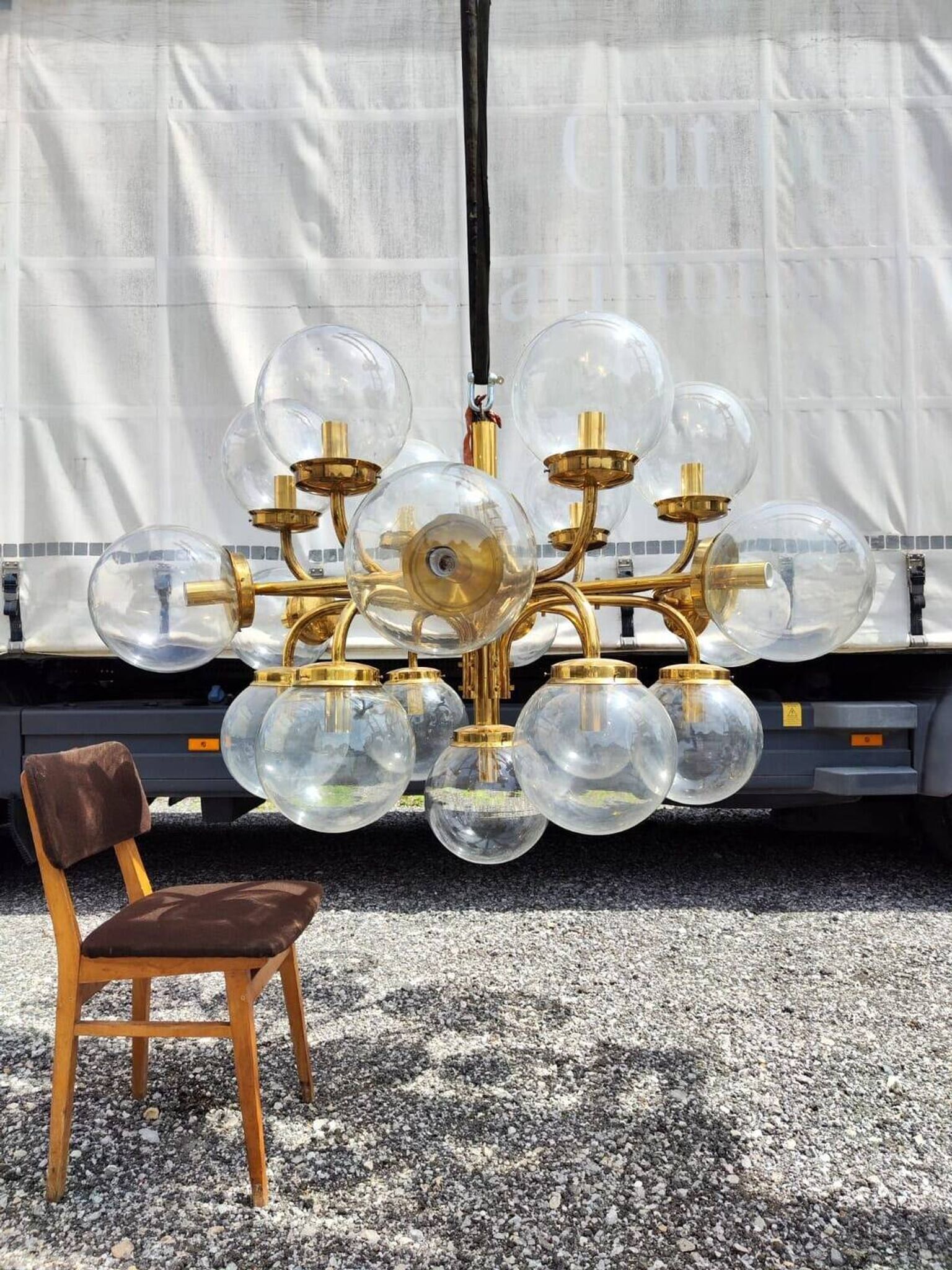 Lustre 19 feux en laiton, Italie 1960