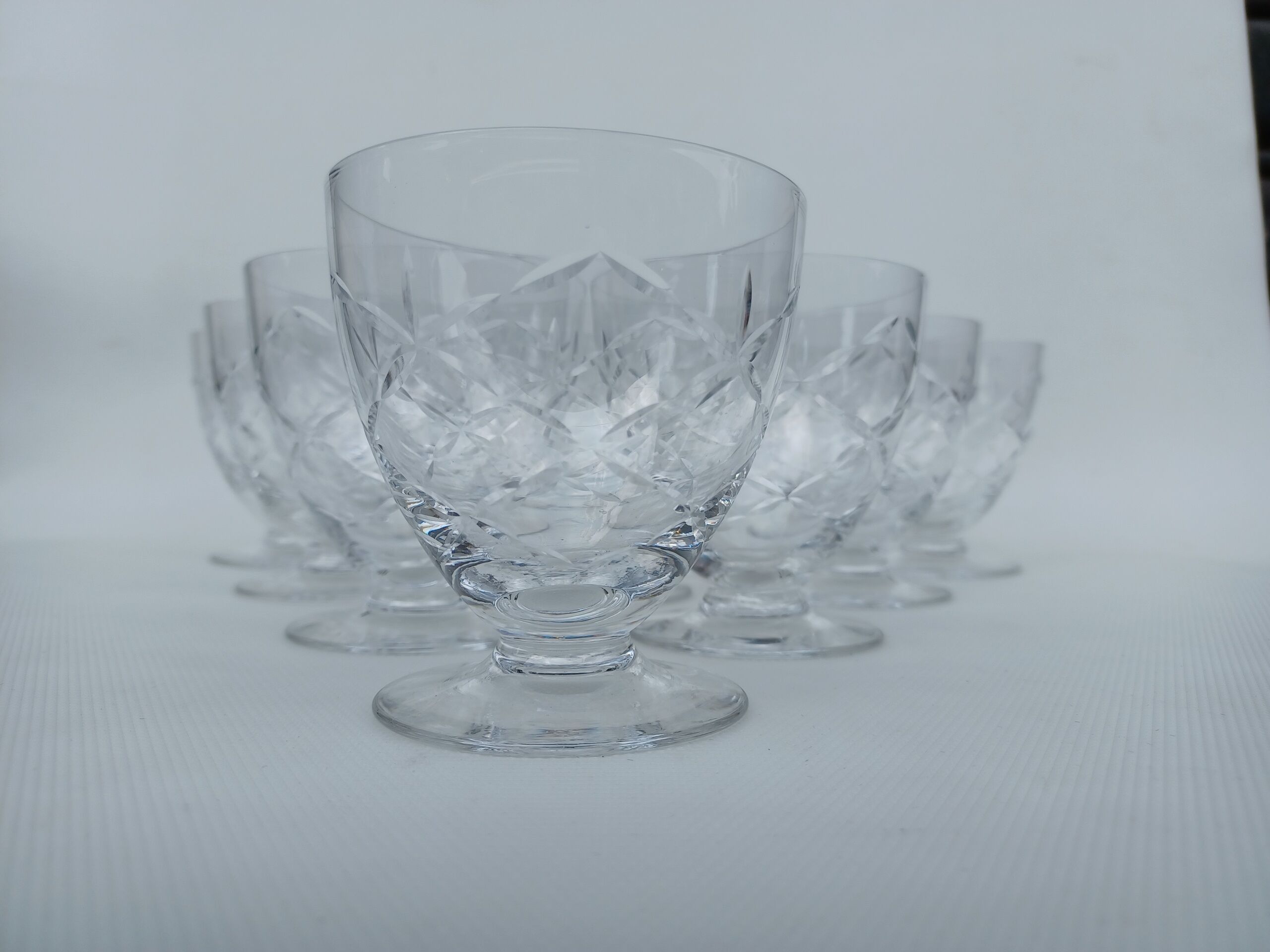 10 Daum crystal water glasses. Around 1970.