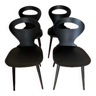 4 chaises iconiques baumann modèle fourmi, bois arrondis et pied compas