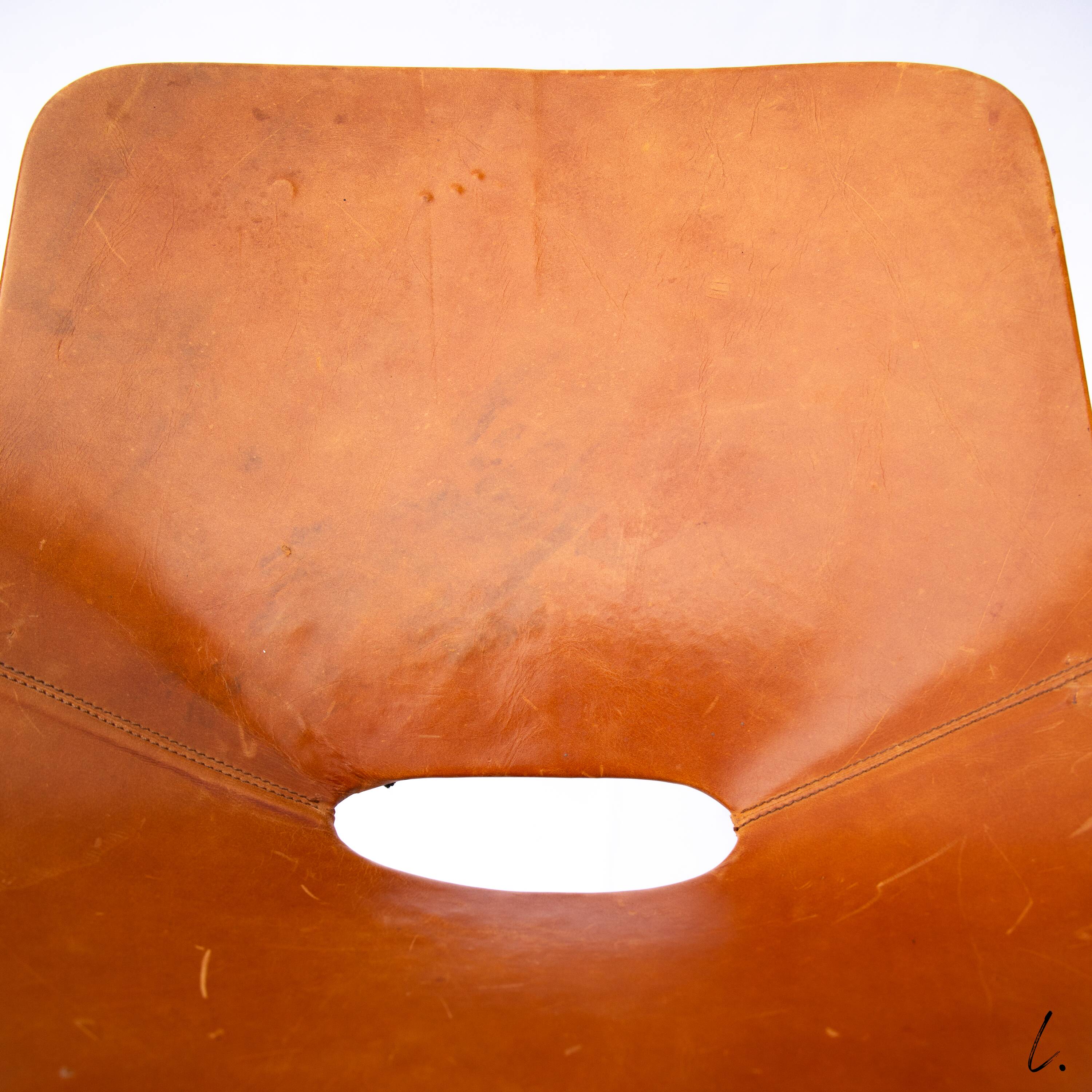 PIERRE GUARICHE CHAIR