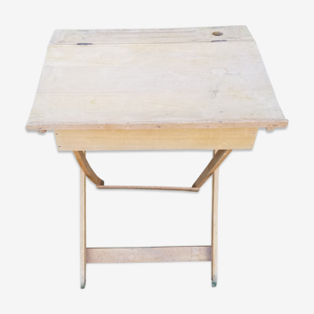 Bureau pour enfant à pieds croisés