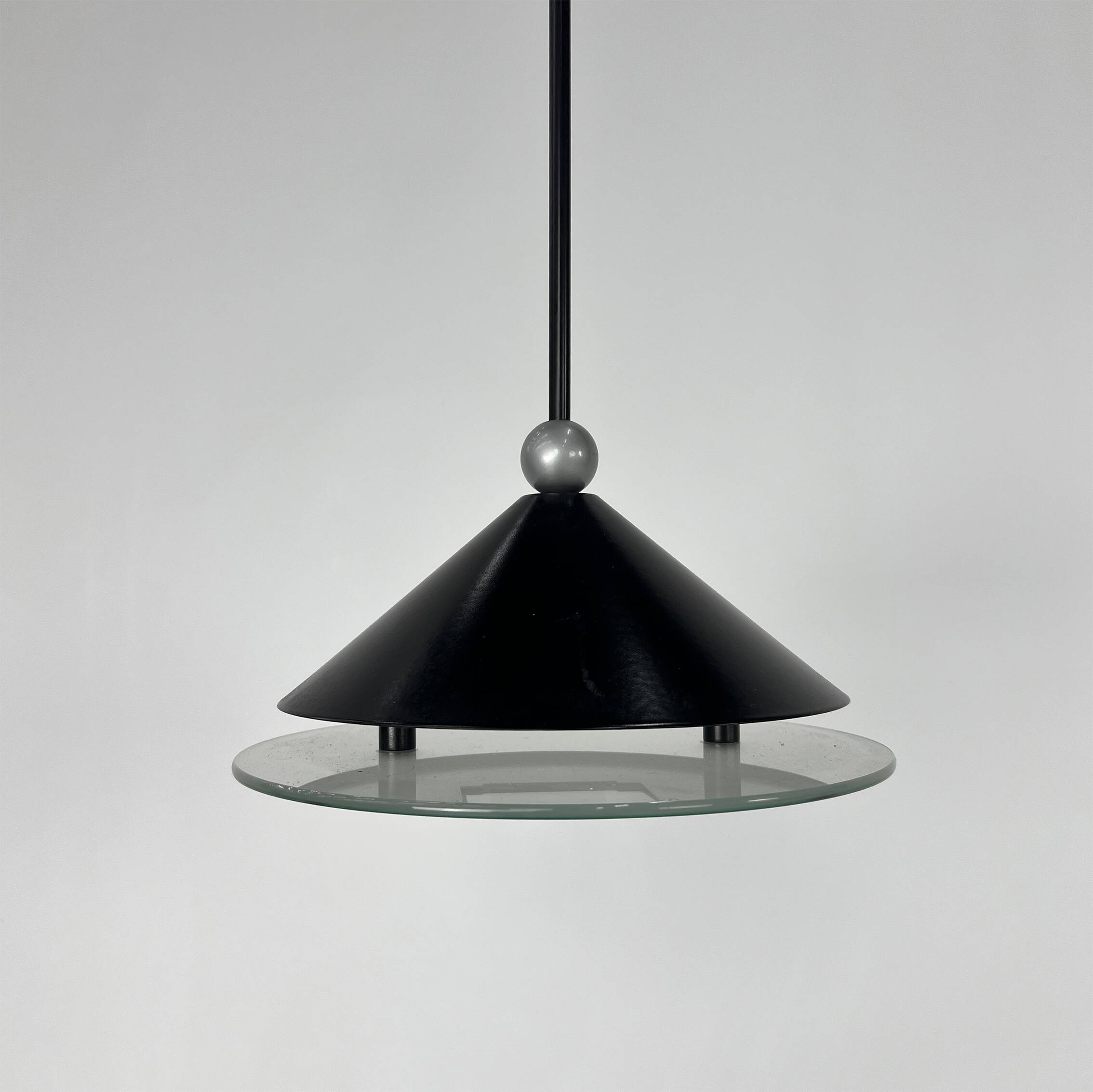 Suspension halogène postmoderne italienne, années 1980