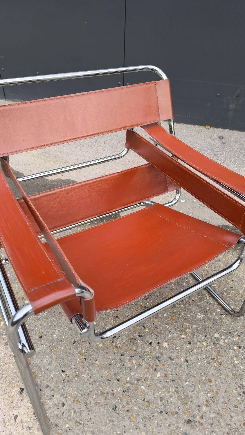 Fauteuil wassily B3 vintage par Marcel breuer