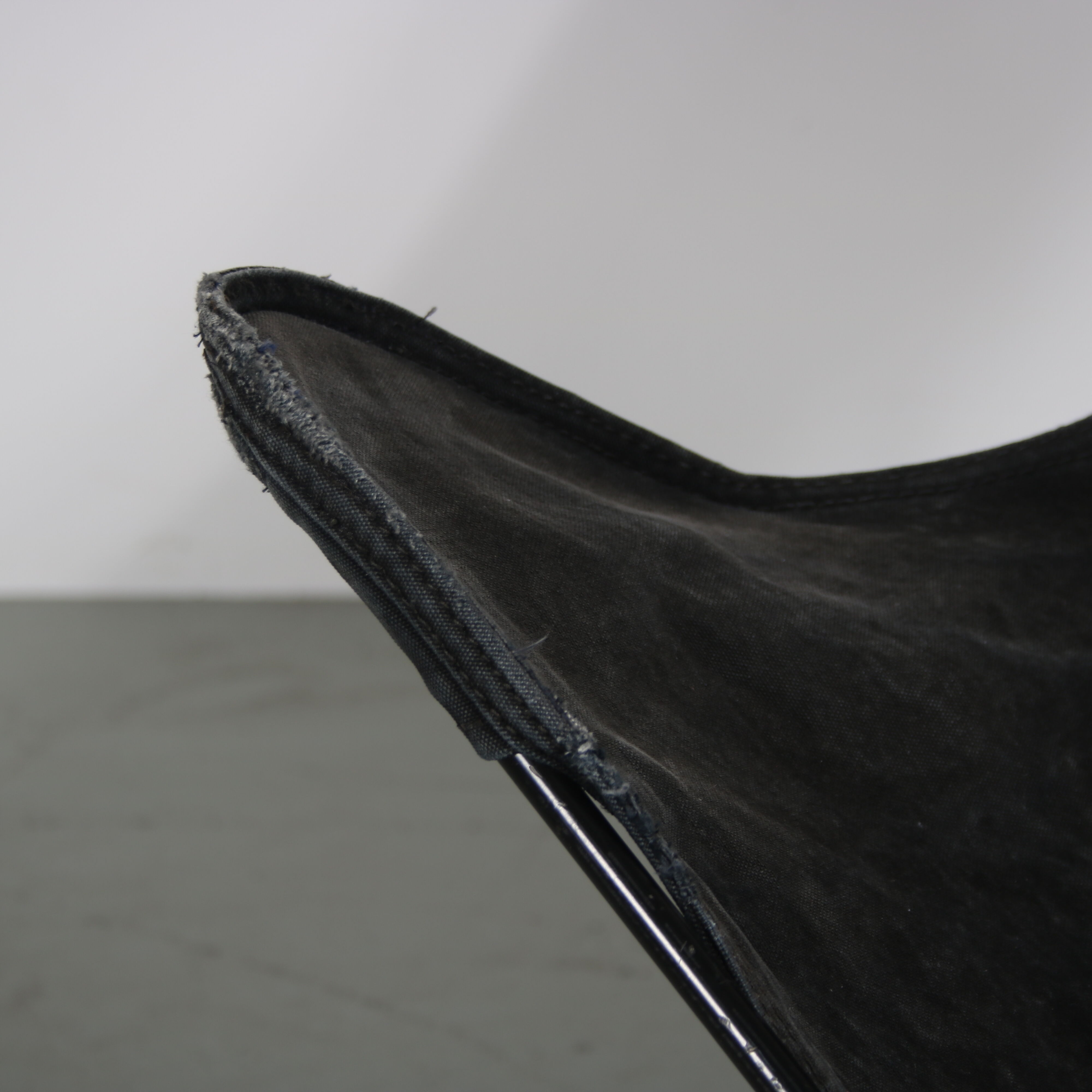 1950 “Butterfly” chair for De Beijenkorf, Netherlands