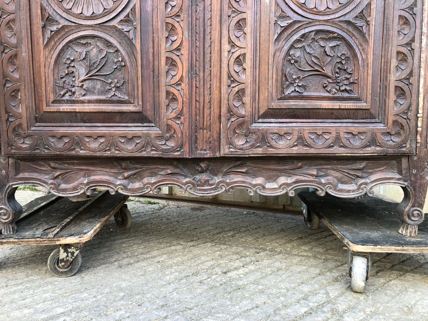 Antique Breton oak cabinet, richly carved