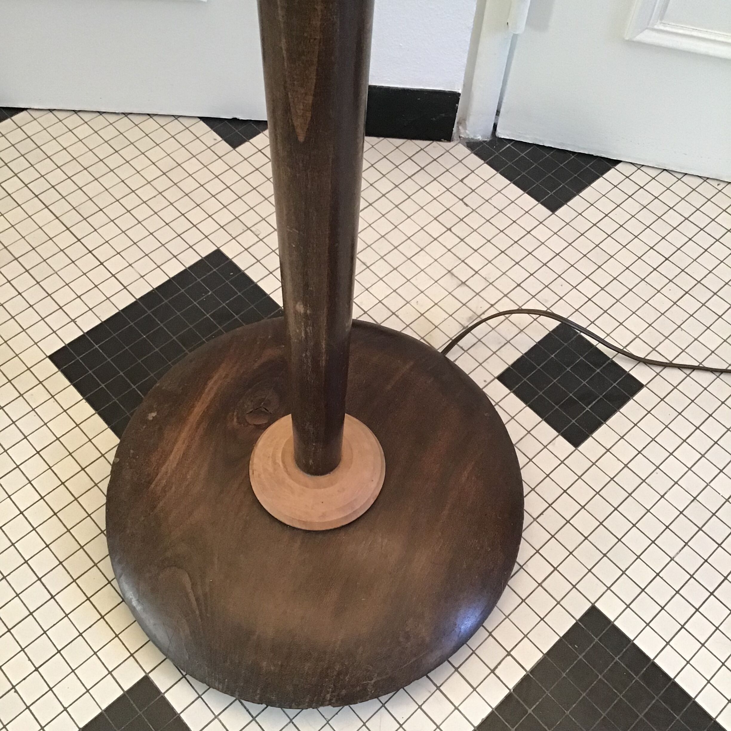 Vintage lamppost