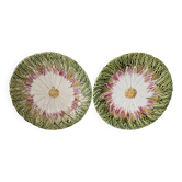 Paire d’assiettes en barbotine style Orchies – décor de marguerite
