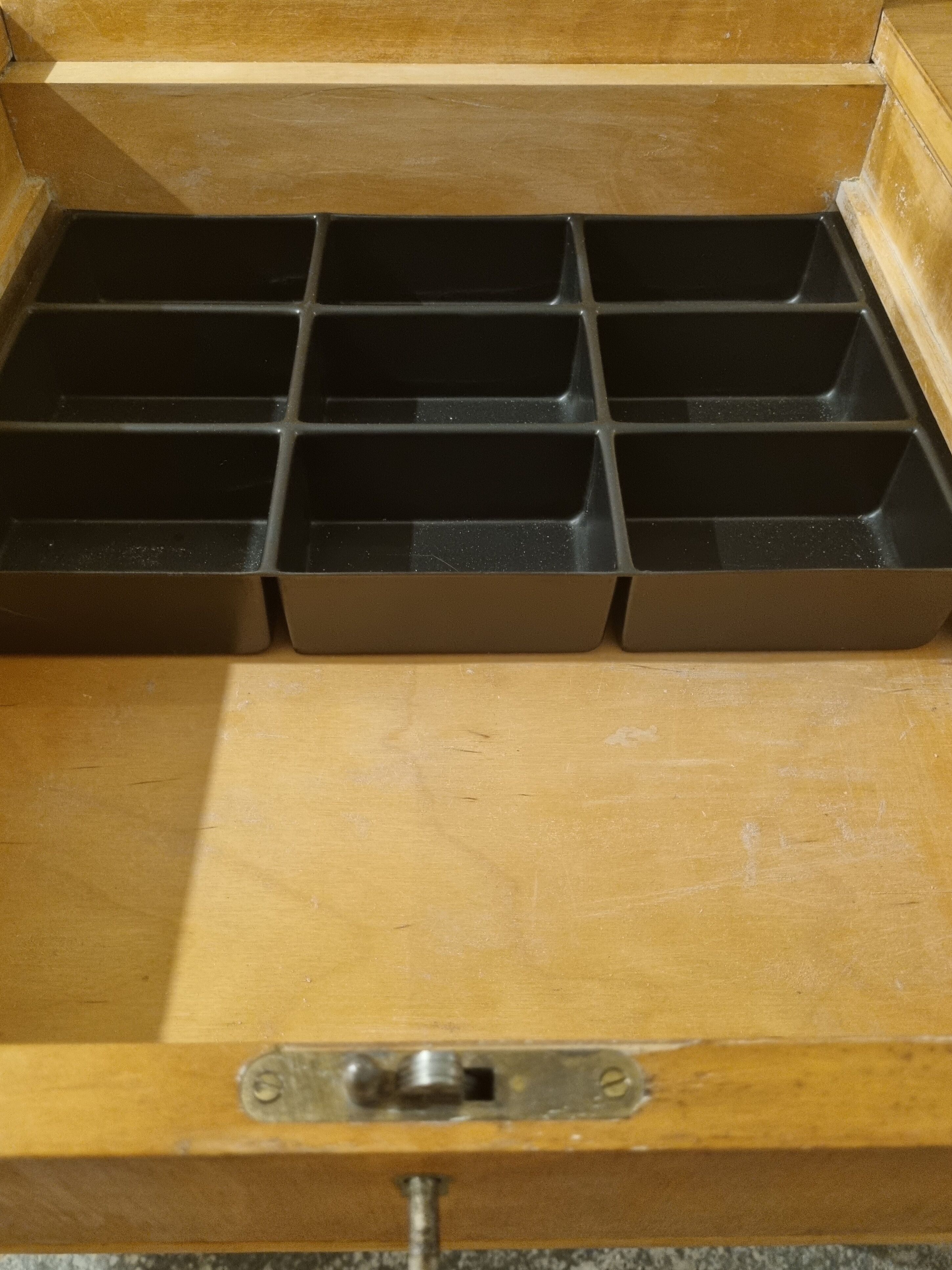 Dutch Modern Dressing Table in Plywood by Cees Braakman for Pastoe, 1951