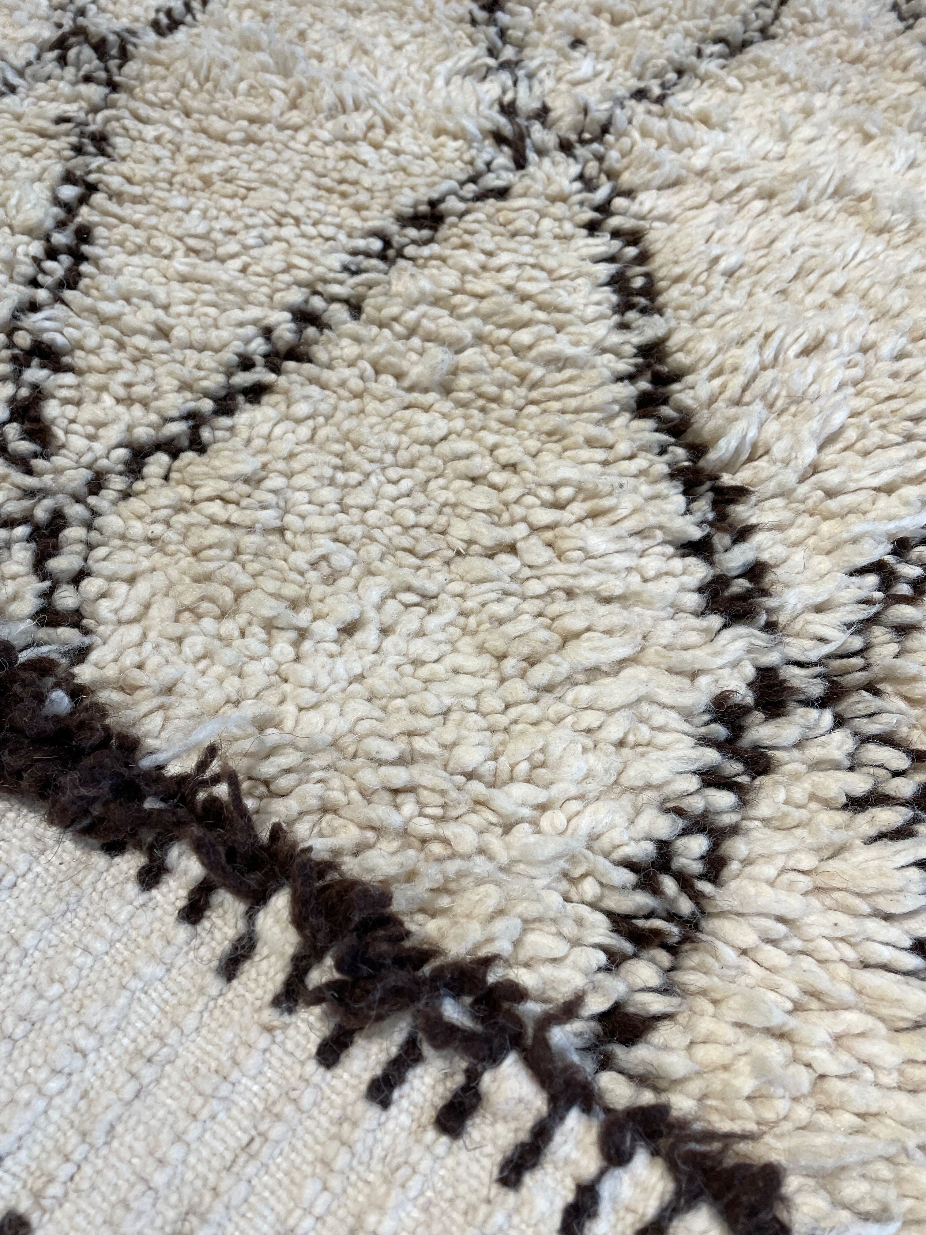 Vintage Moroccan berber carpet Beni Ouarain 85x210 cm