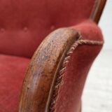 Canapé danois 2 places des années 1930, velours d'ameublement rose saumon, bois de frêne.