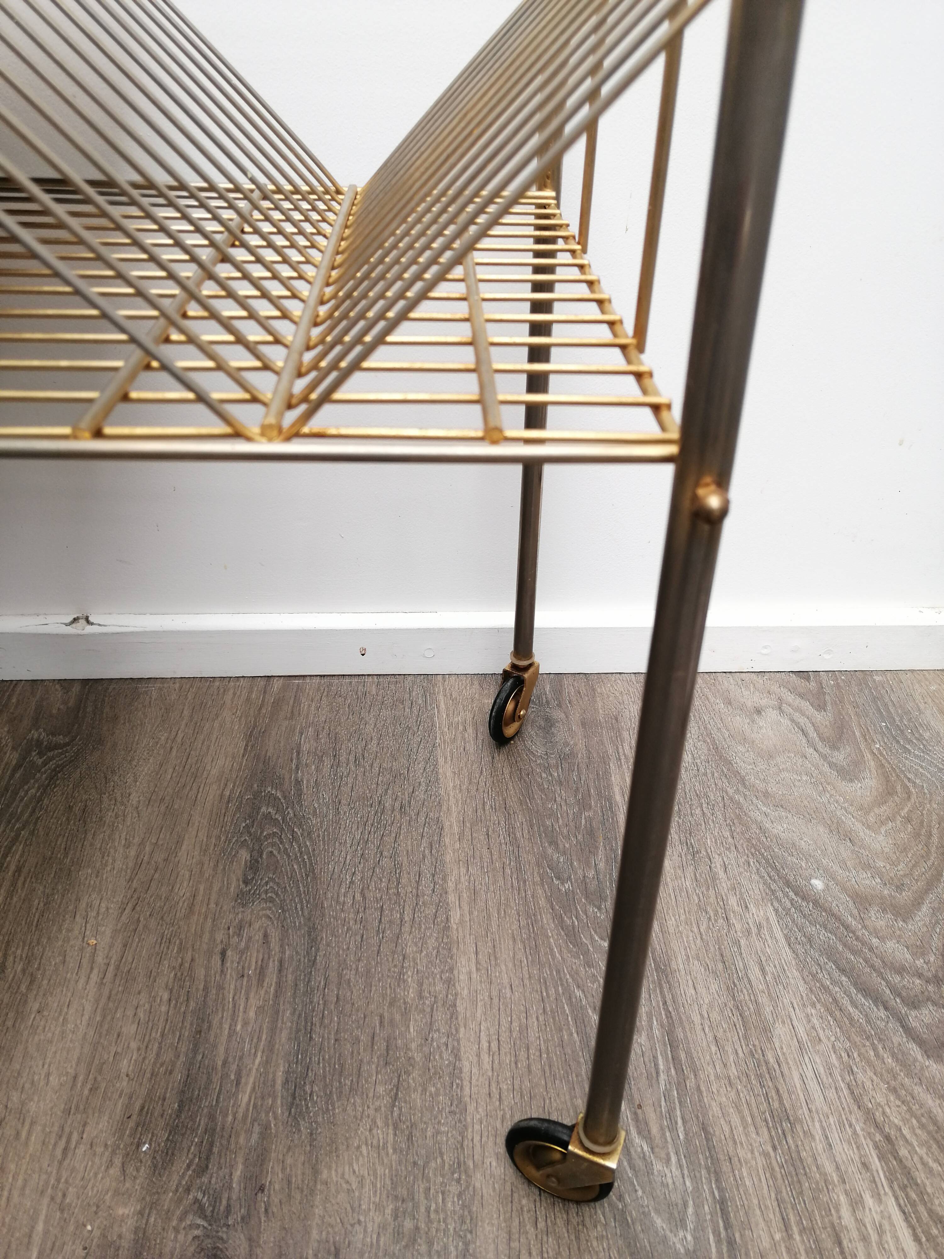 Desserte range vinyls