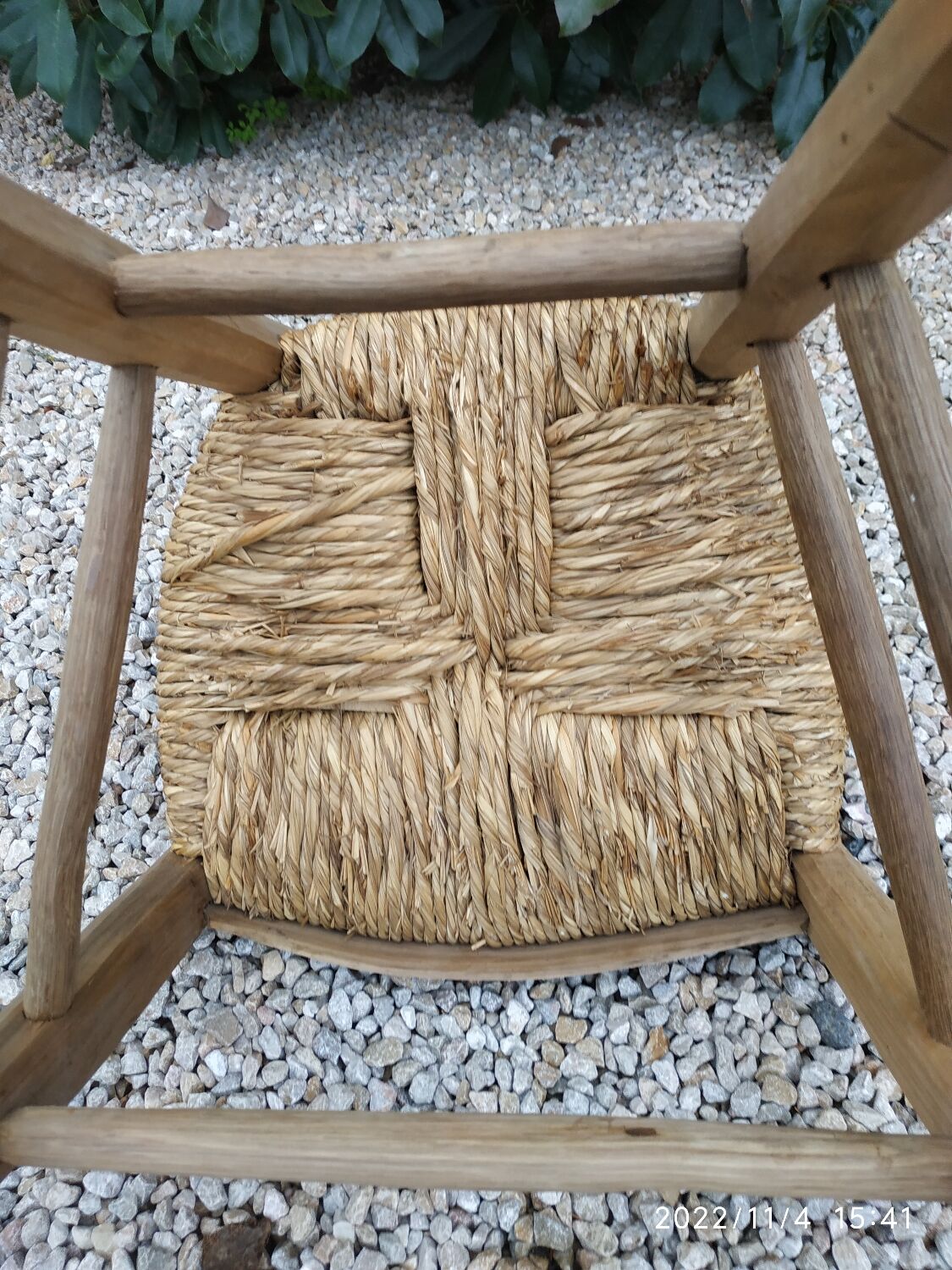 Chaise paillée