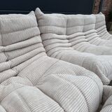 Ligne Roset Togo 3 places, 2 places et d'angle en velours côtelé beige