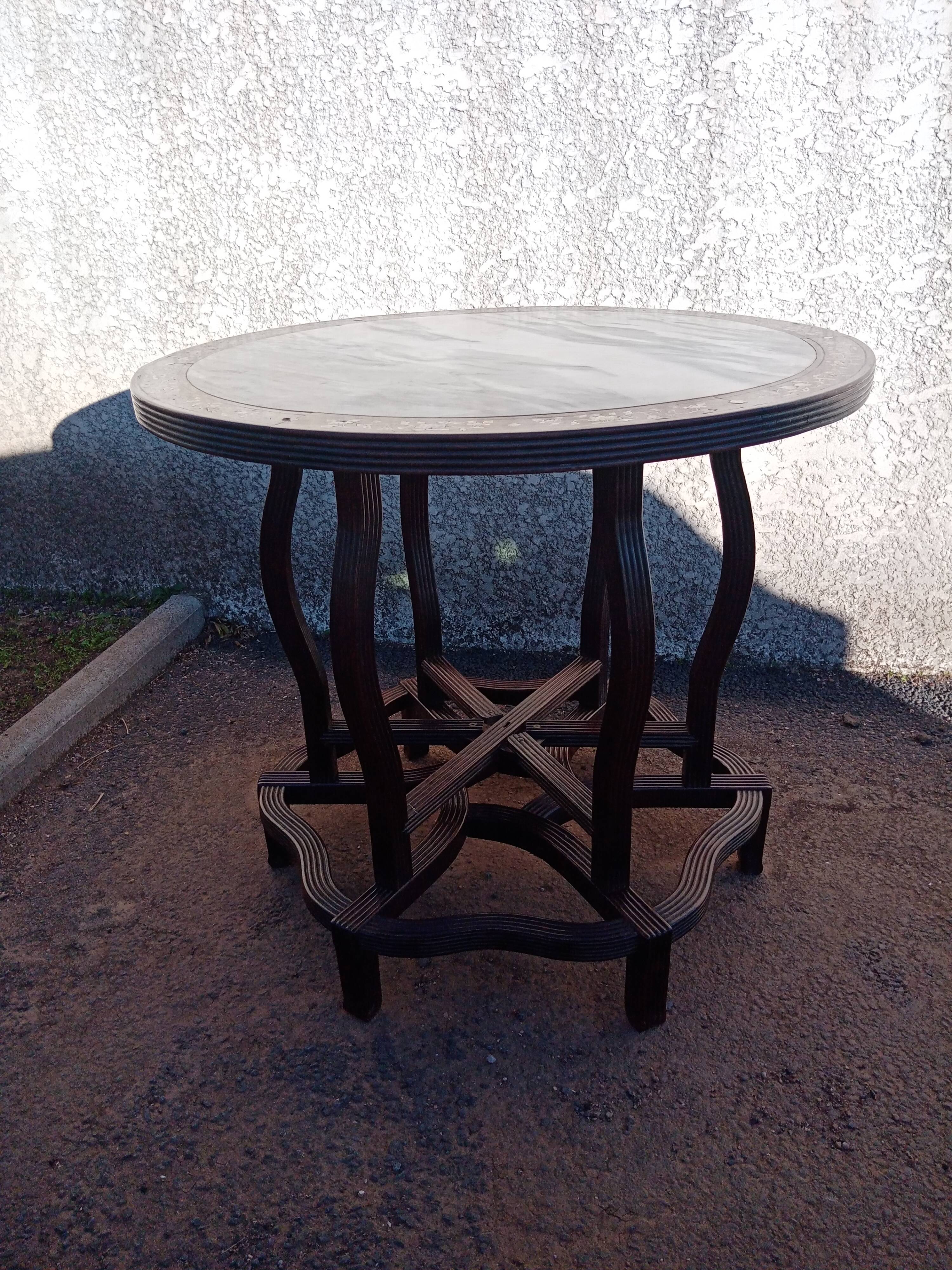 19th century Asian pedestal table with mother-of-pearl and brass inlay