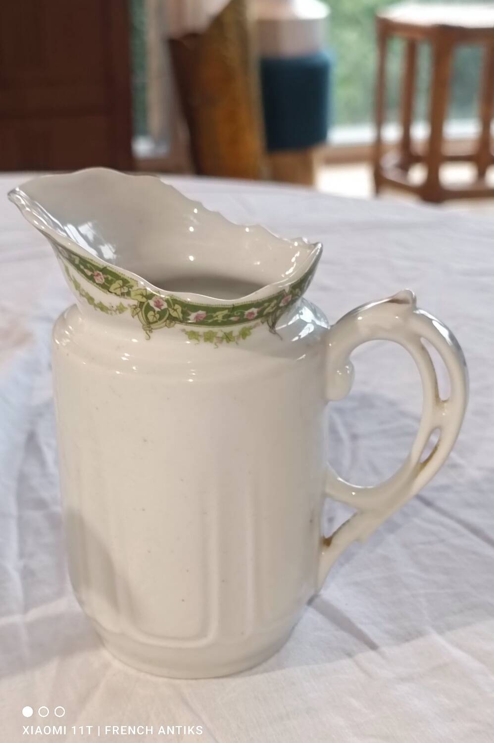 Coffee pot and milk jug in Limoges porcelain, France, early 20th century