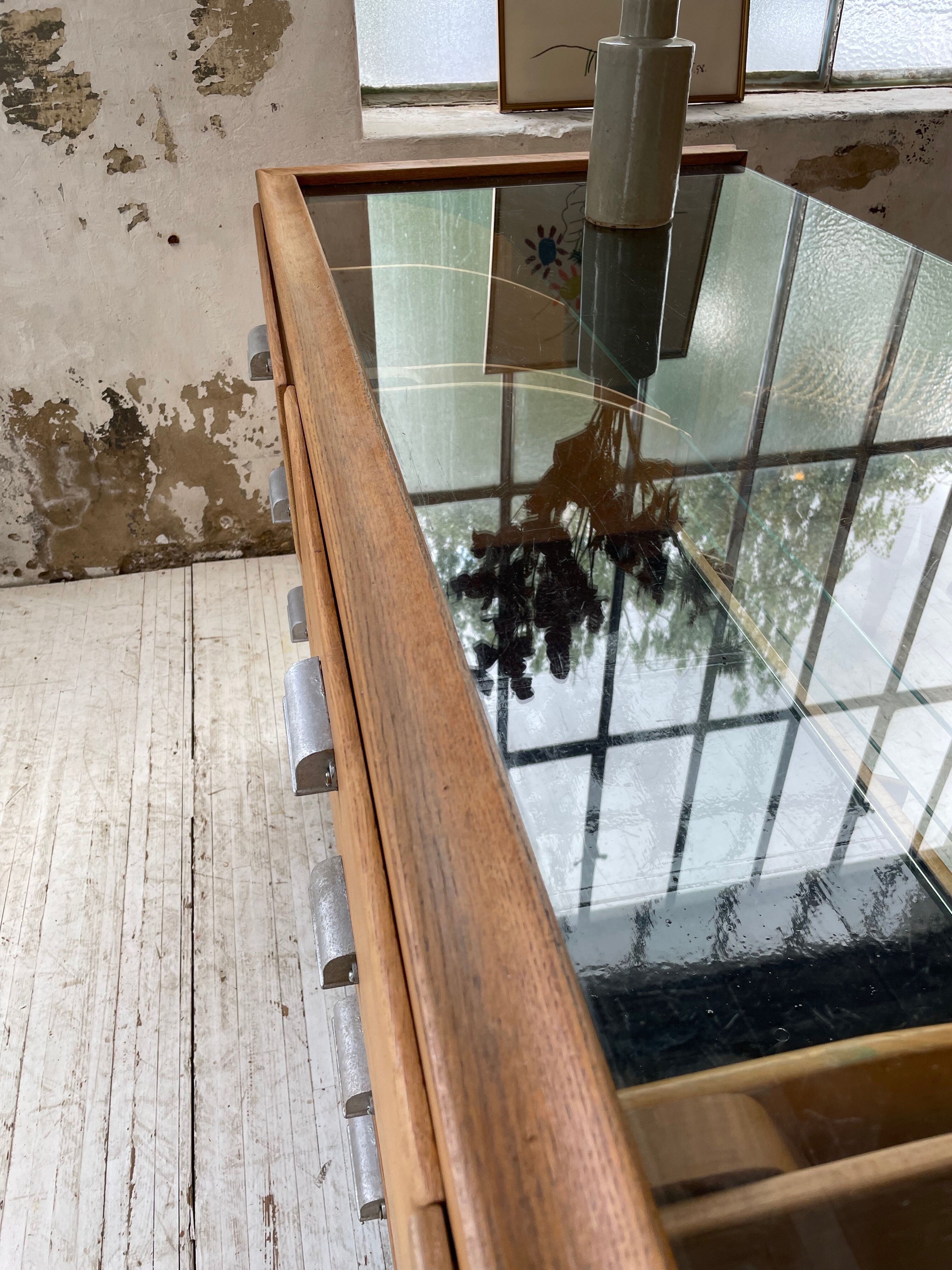 Glass trading post 50s