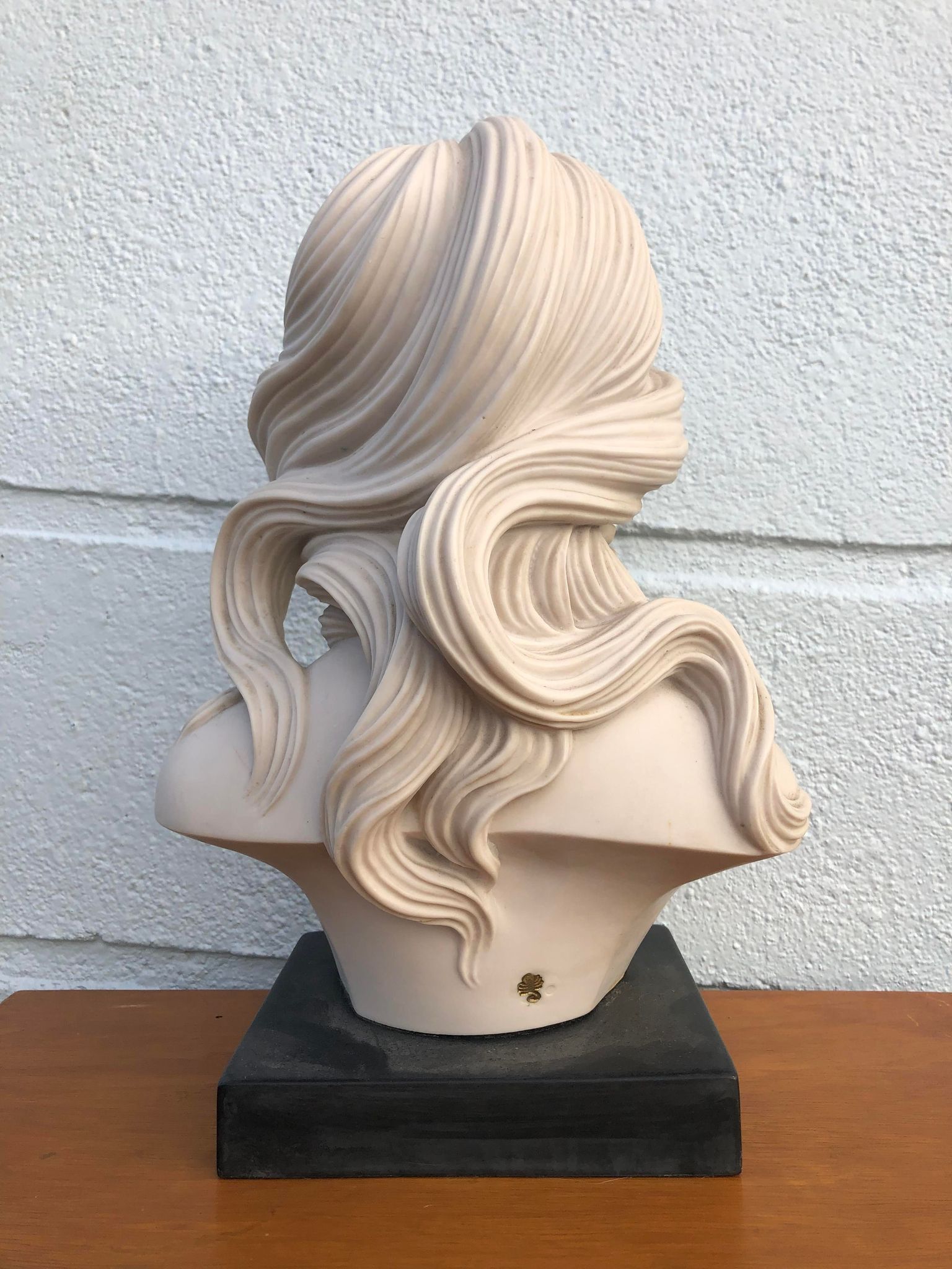 Vintage woman bust, resin bust, Escorpiao do ouro, topless woman, resin statue, pedestal