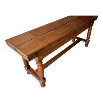 Breton table