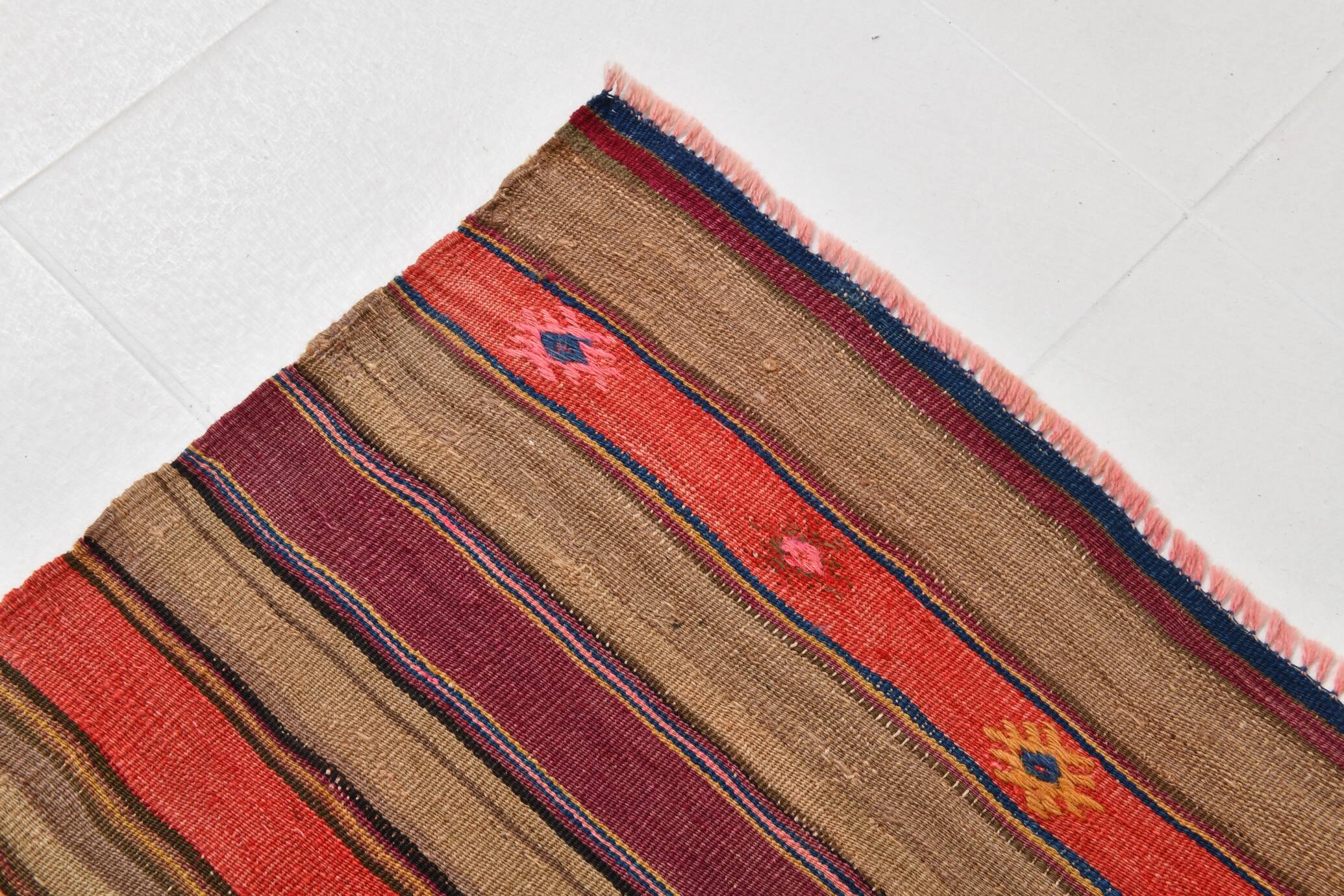 Burgundy & Brown Vintage Kilim Rug, 140x214Cm