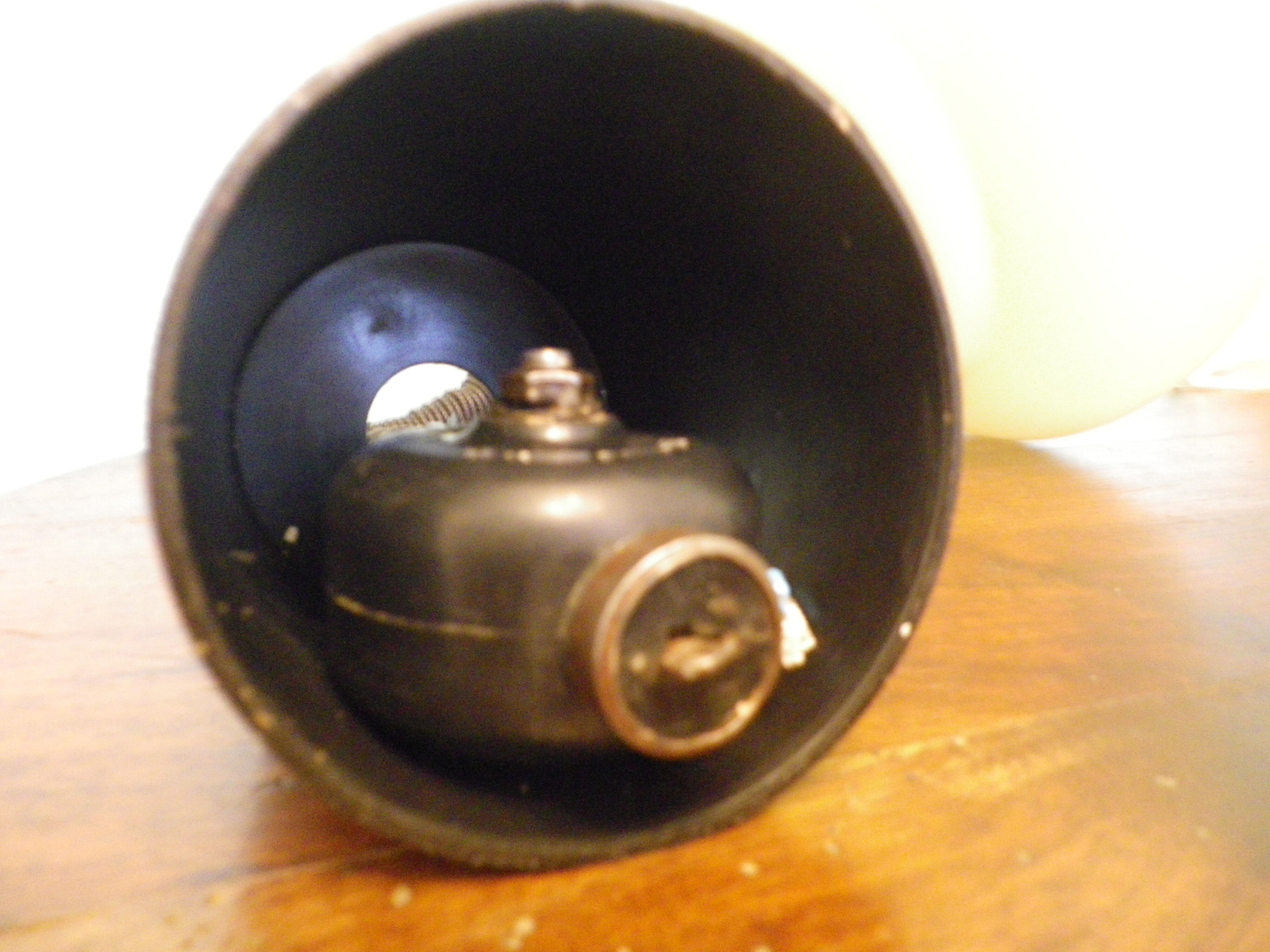 Suspension up and down, opaline lampshade, chrome metal, volvit system