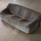 Canapé trois places original Cinna Sandra en velours par Annie Hieronimus, France années 1970