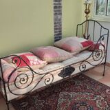 Banquette ancienne en fer forgé