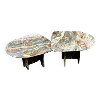 Paire de tables basses vintage expressives en marbre organique Breccia Capraia, Italie