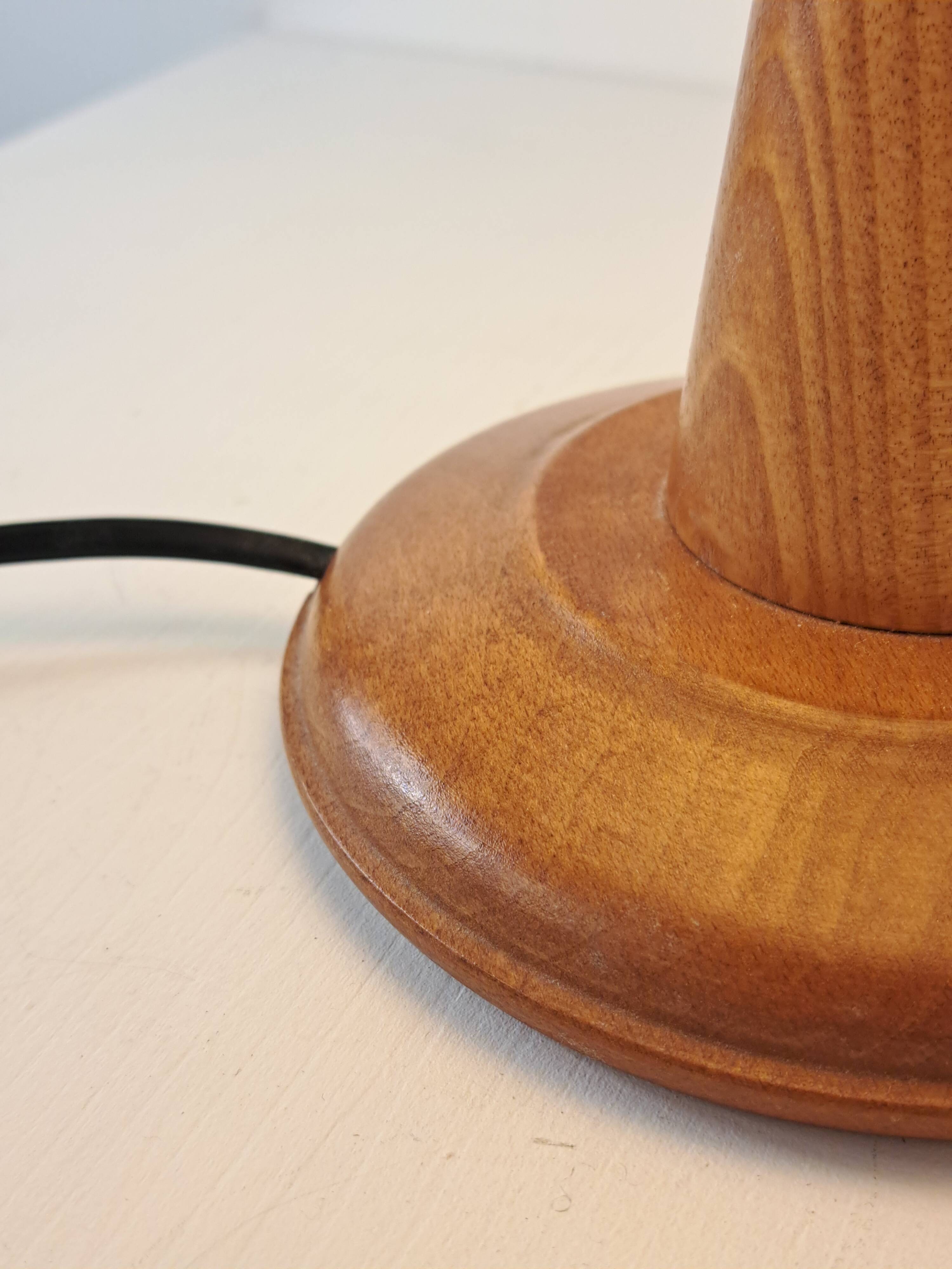Vintage hem glass lampshade bedside lamp