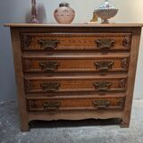 Oak chest of drawers