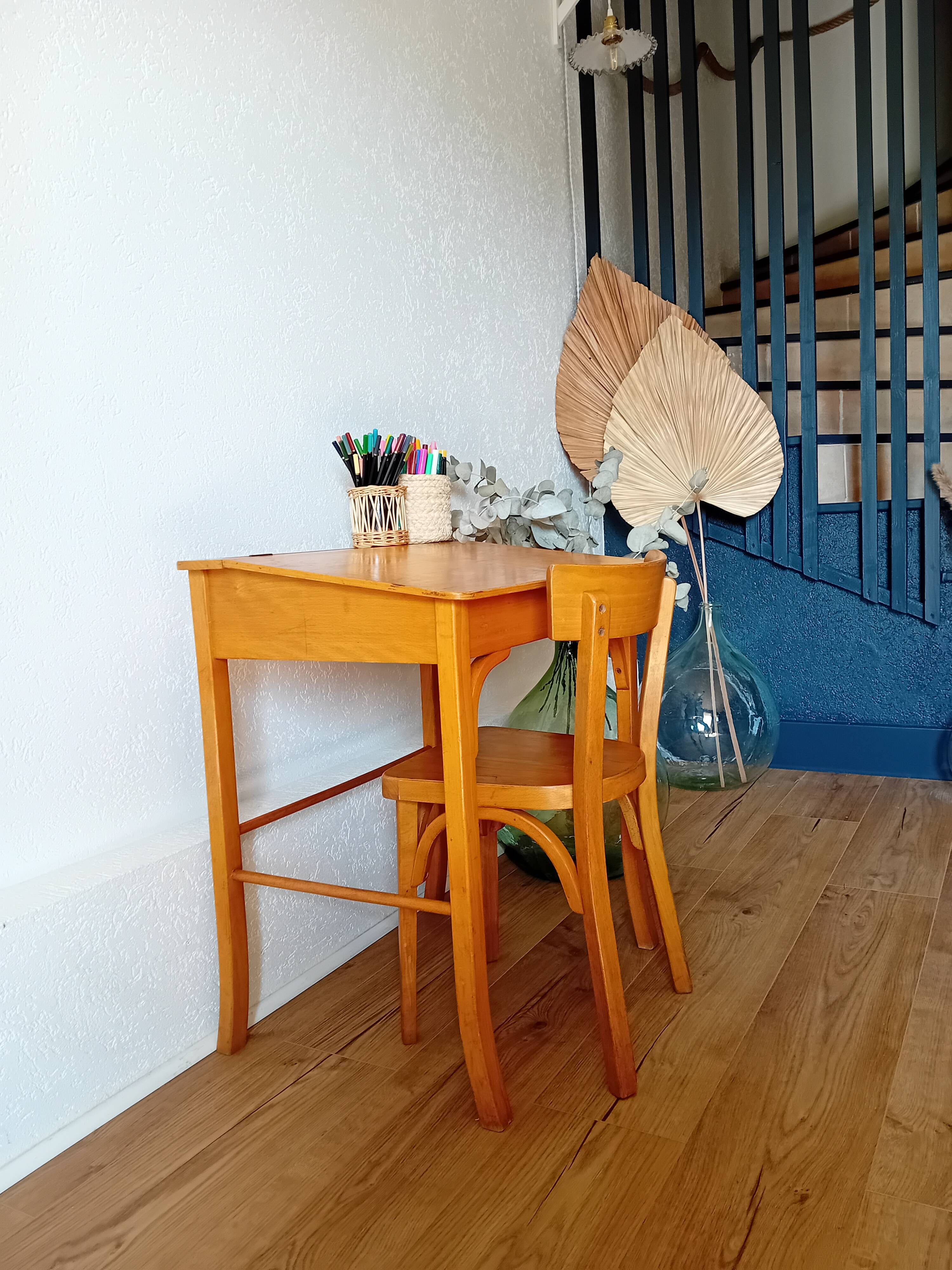 Baumann desk and chair set